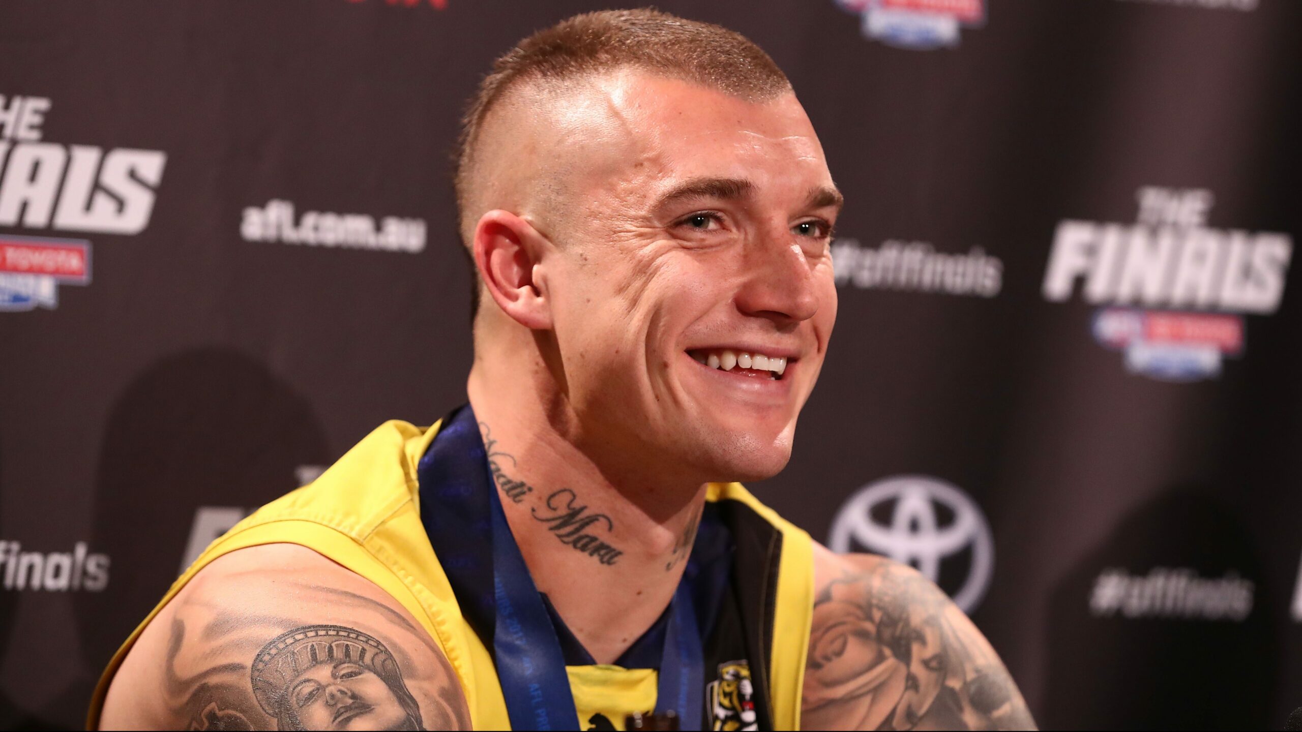 Coaches reveal 2017 Gary Ayres Award winner AFL Players